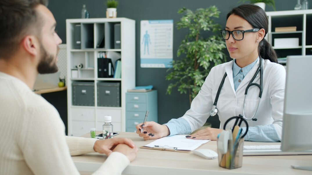 doctor consulting patient